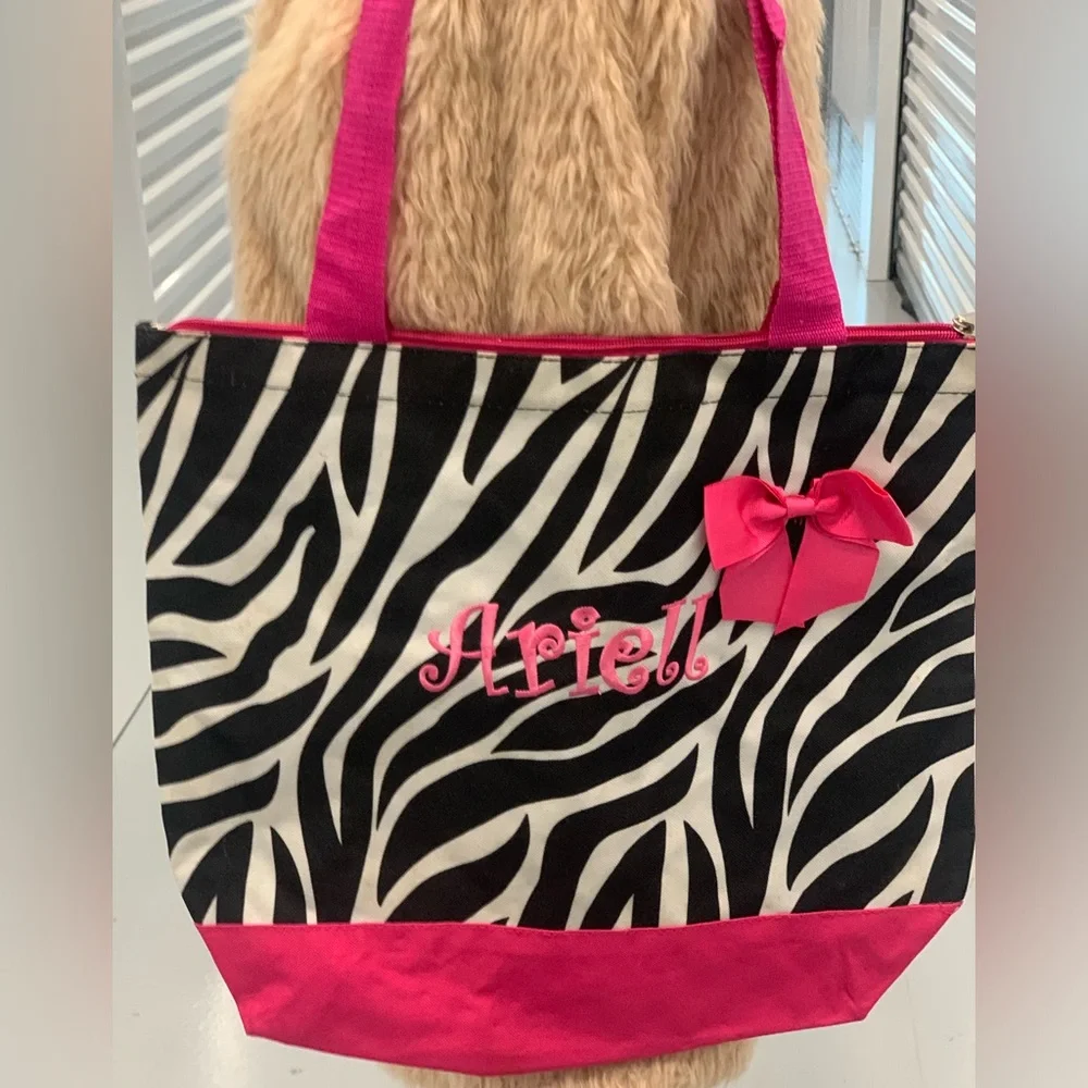 Large Tote 🦓 With Bow - Picture 5 of 10